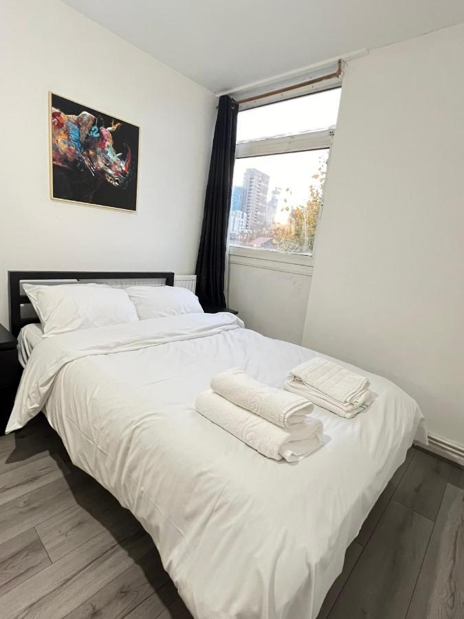 Entire 3 Bedroom Luxury Apartment In London With Private Balcony Exterior photo